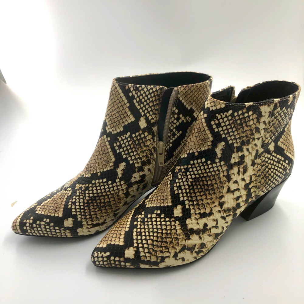 Women’s Shoes